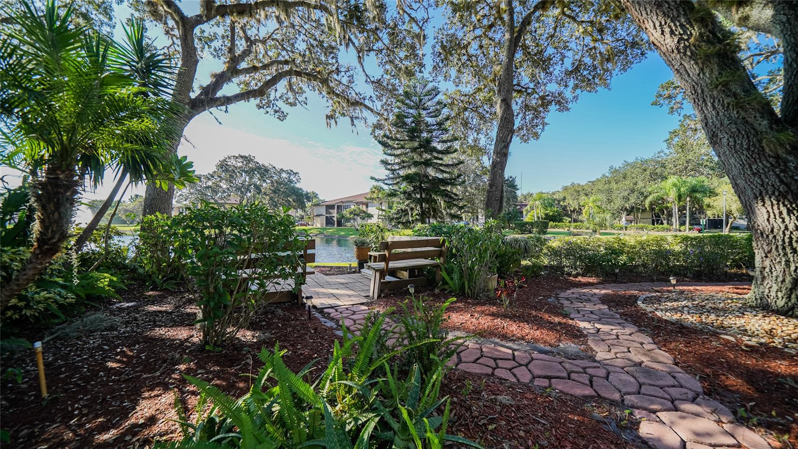 Image 28 of 35 For 19505 Quesada Avenue M107