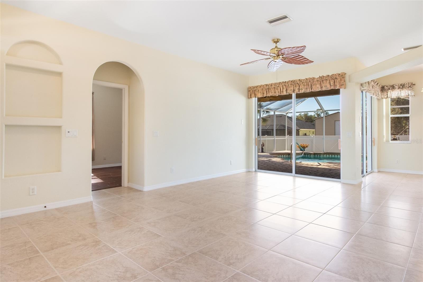 Image 11 of 44 For 1301 Marasco Lane