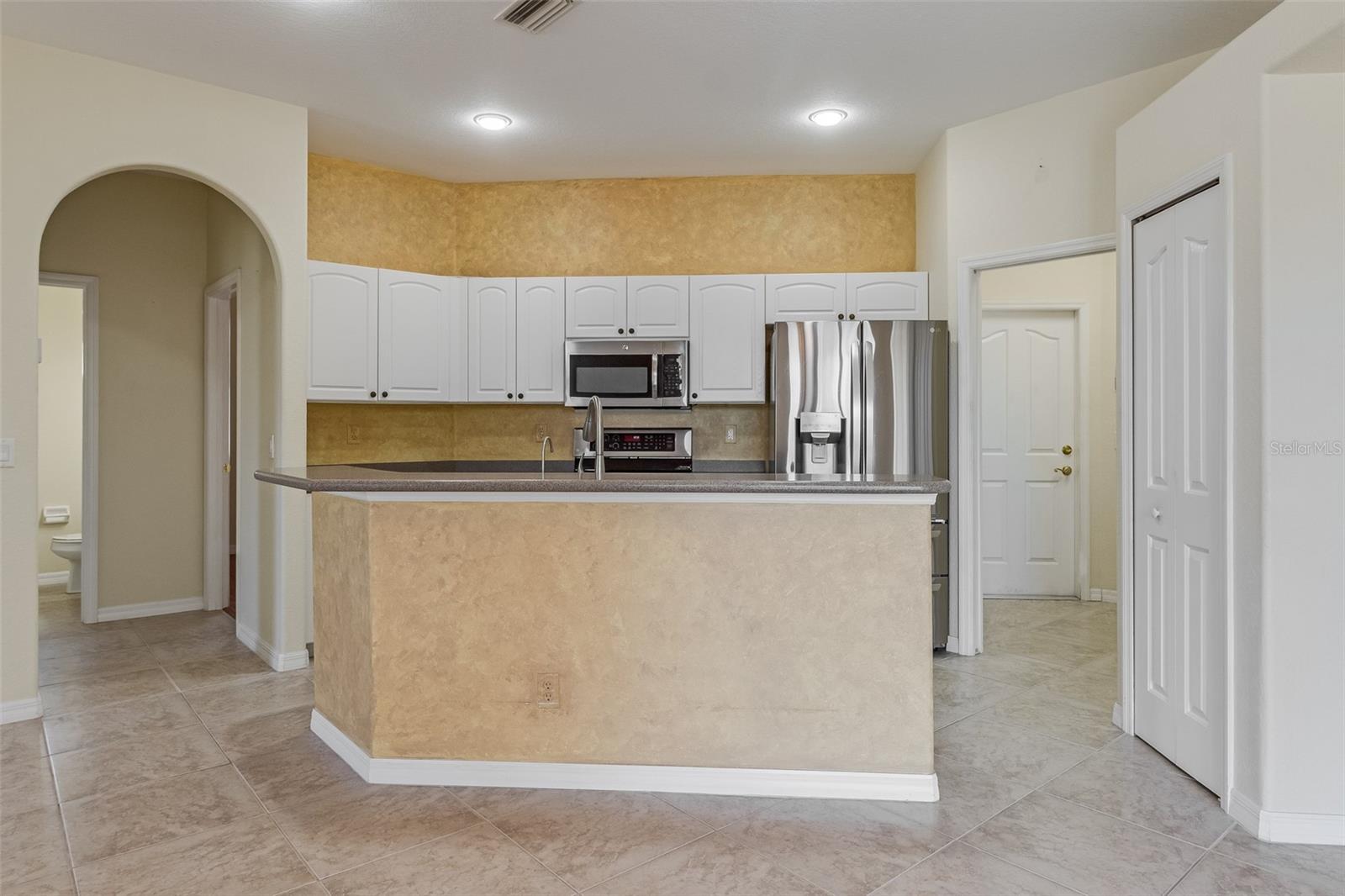 Image 16 of 44 For 1301 Marasco Lane