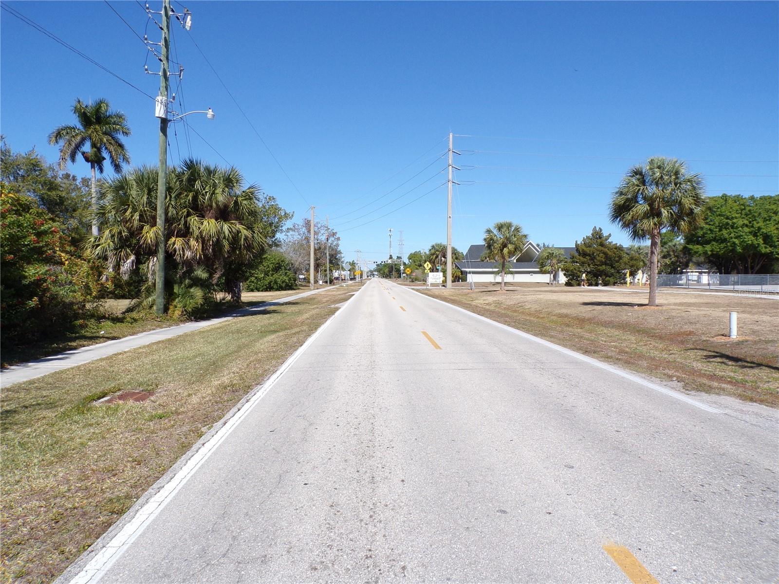 Image 15 of 31 For 711 Cooper Street