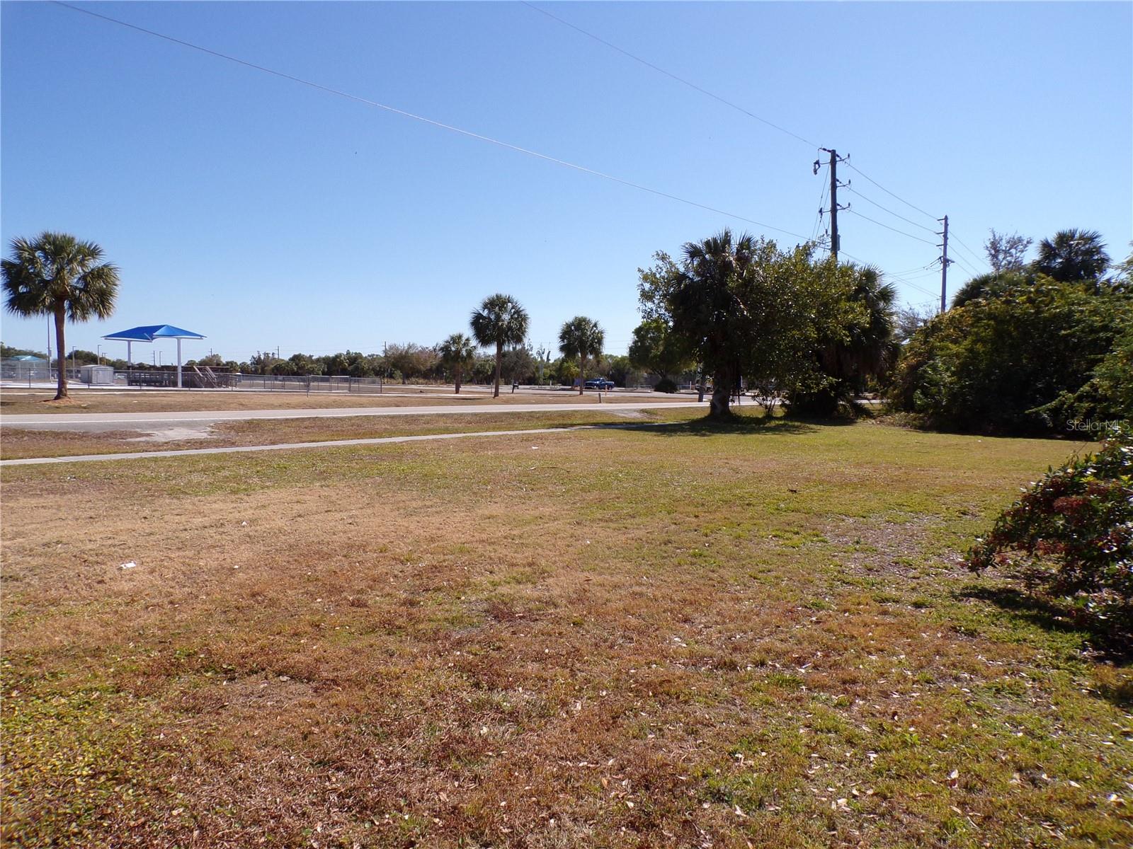 Image 20 of 31 For 711 Cooper Street