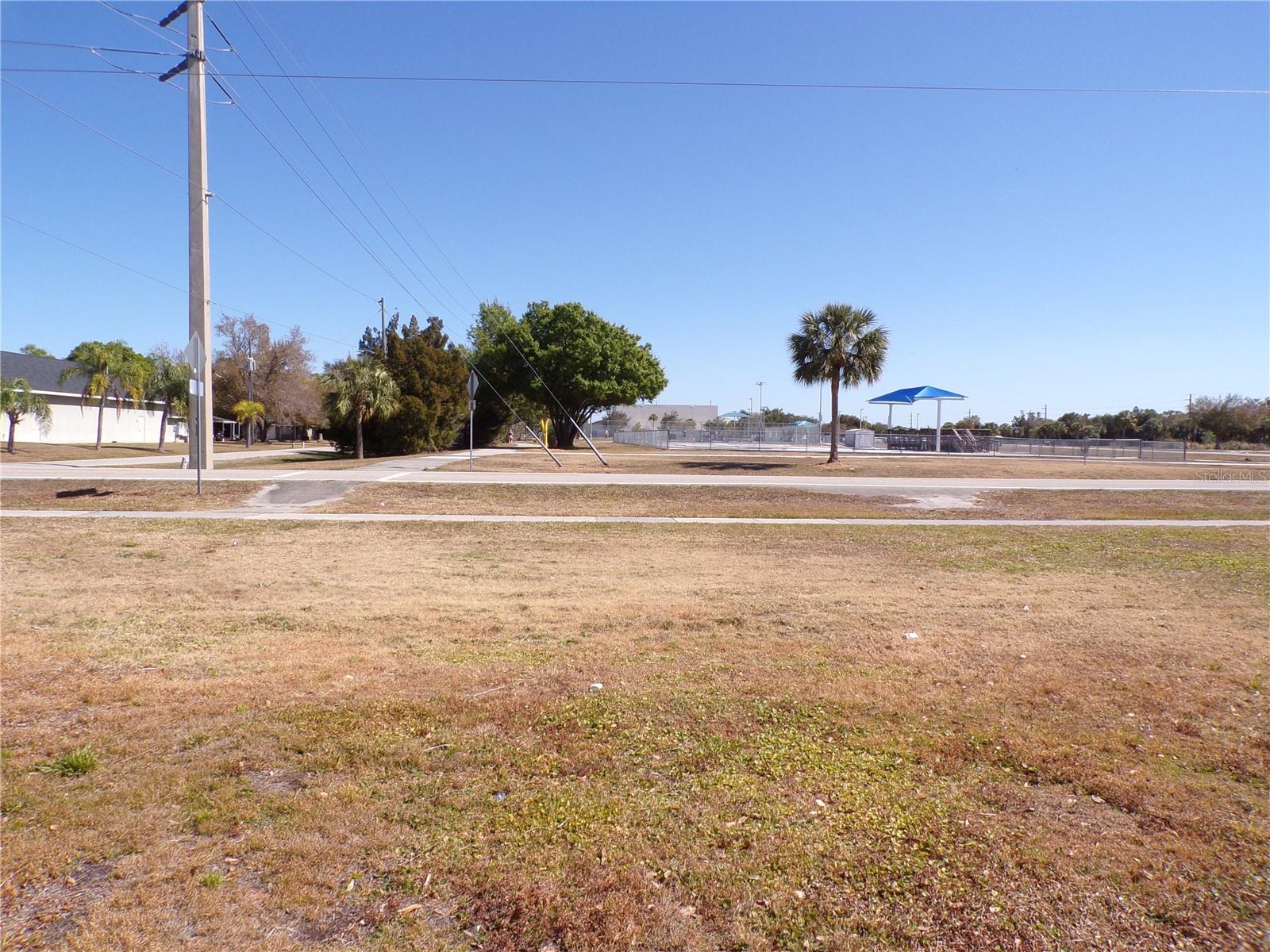 Image 21 of 31 For 711 Cooper Street