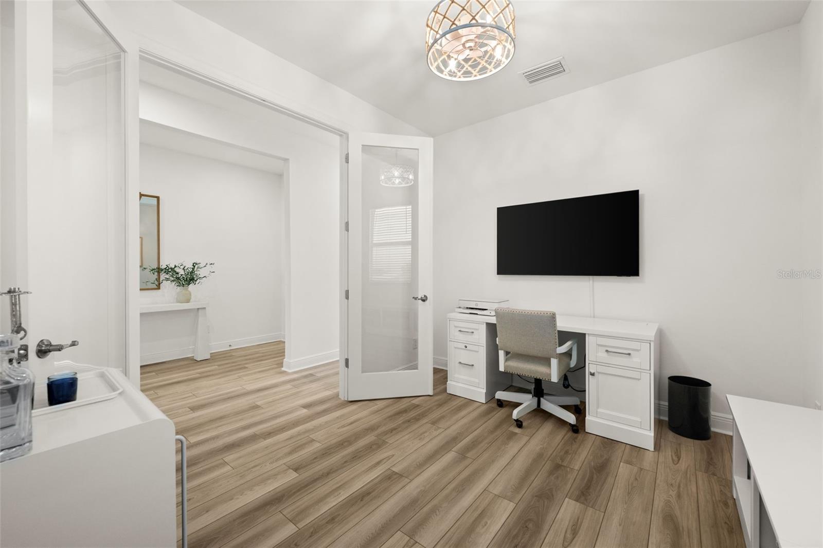 Image 31 of 48 For 44820 Kelsa Anne Loop