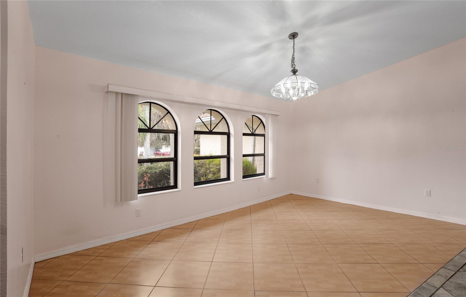 Image 11 of 46 For 1374 Salyers Street