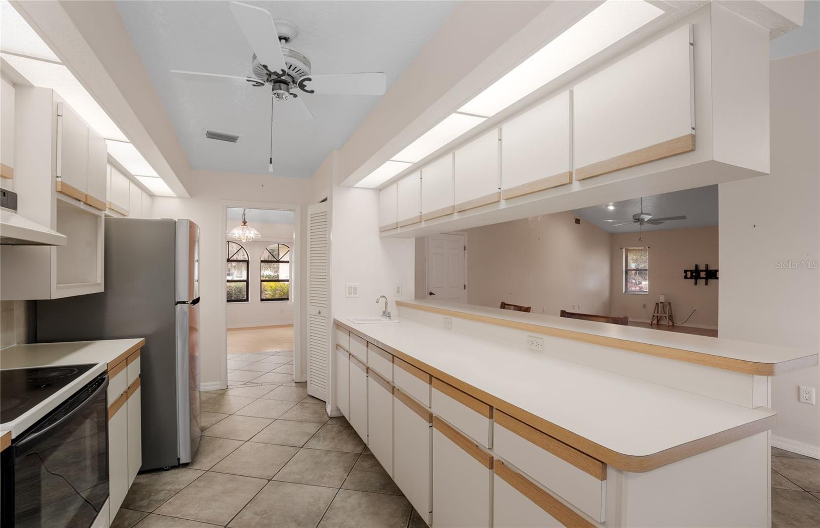 Image 18 of 46 For 1374 Salyers Street