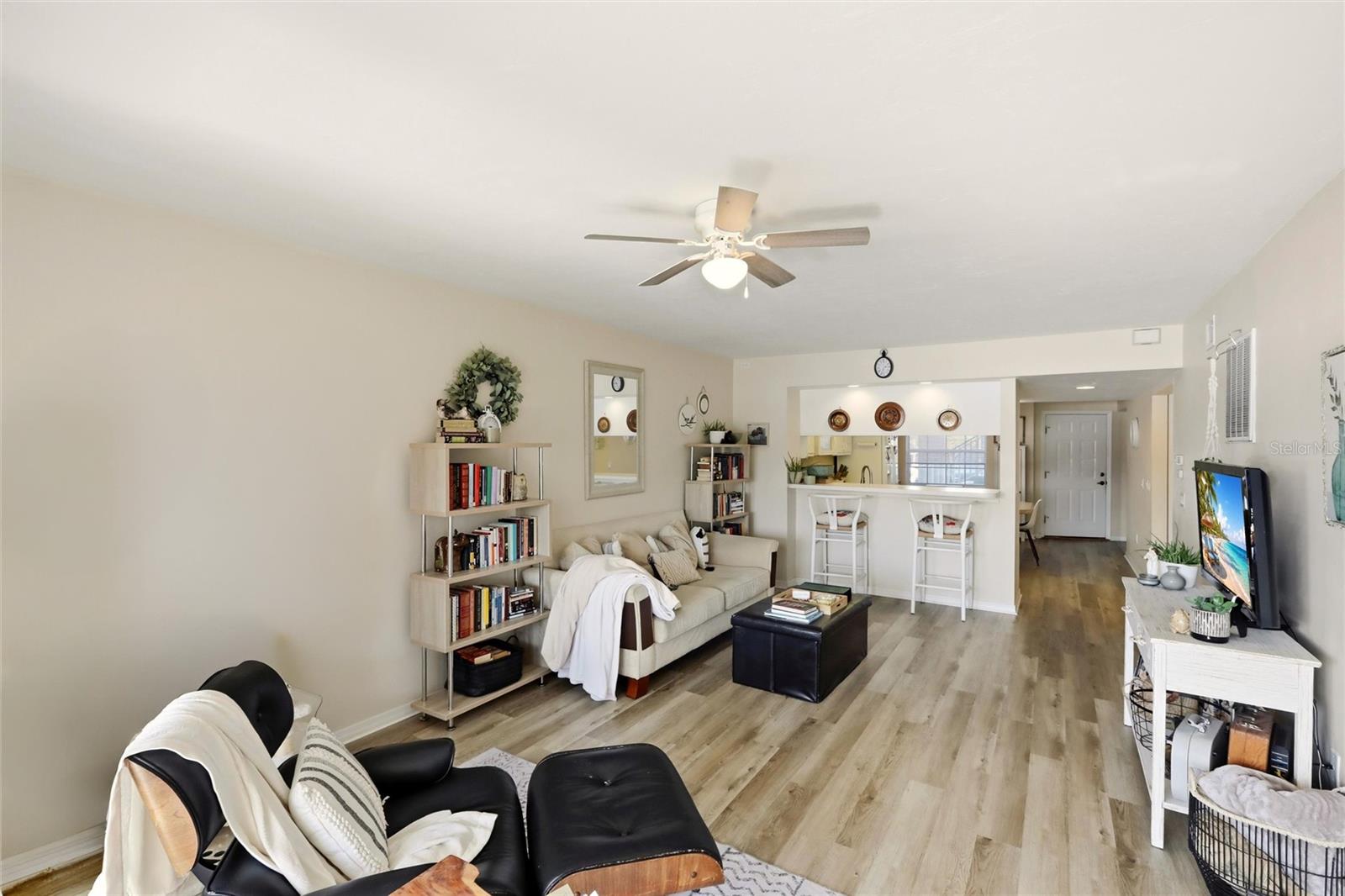 Image 11 of 32 For 11644 Egret Circle 1701