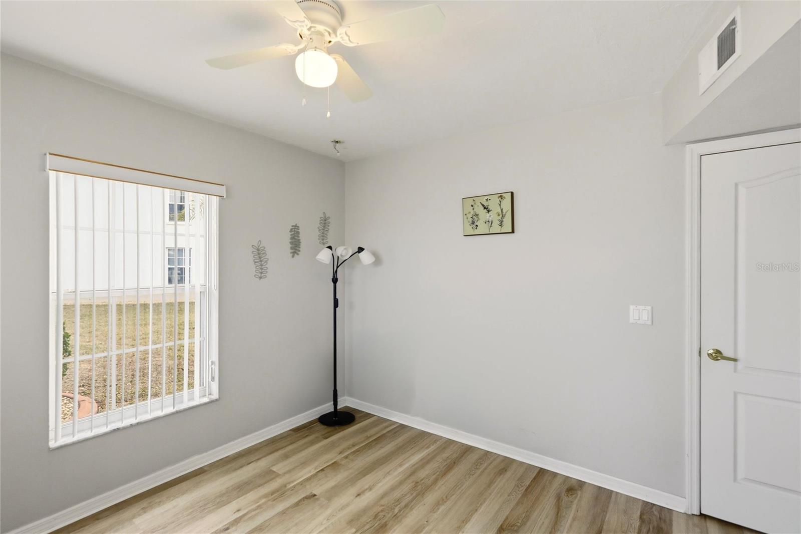 Image 27 of 32 For 11644 Egret Circle 1701