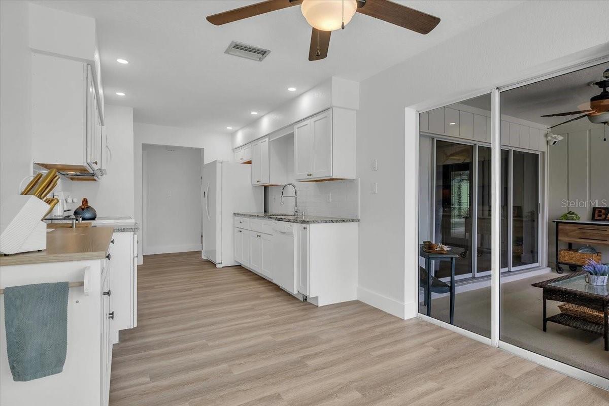 Image 13 of 48 For 840 Via Tunis