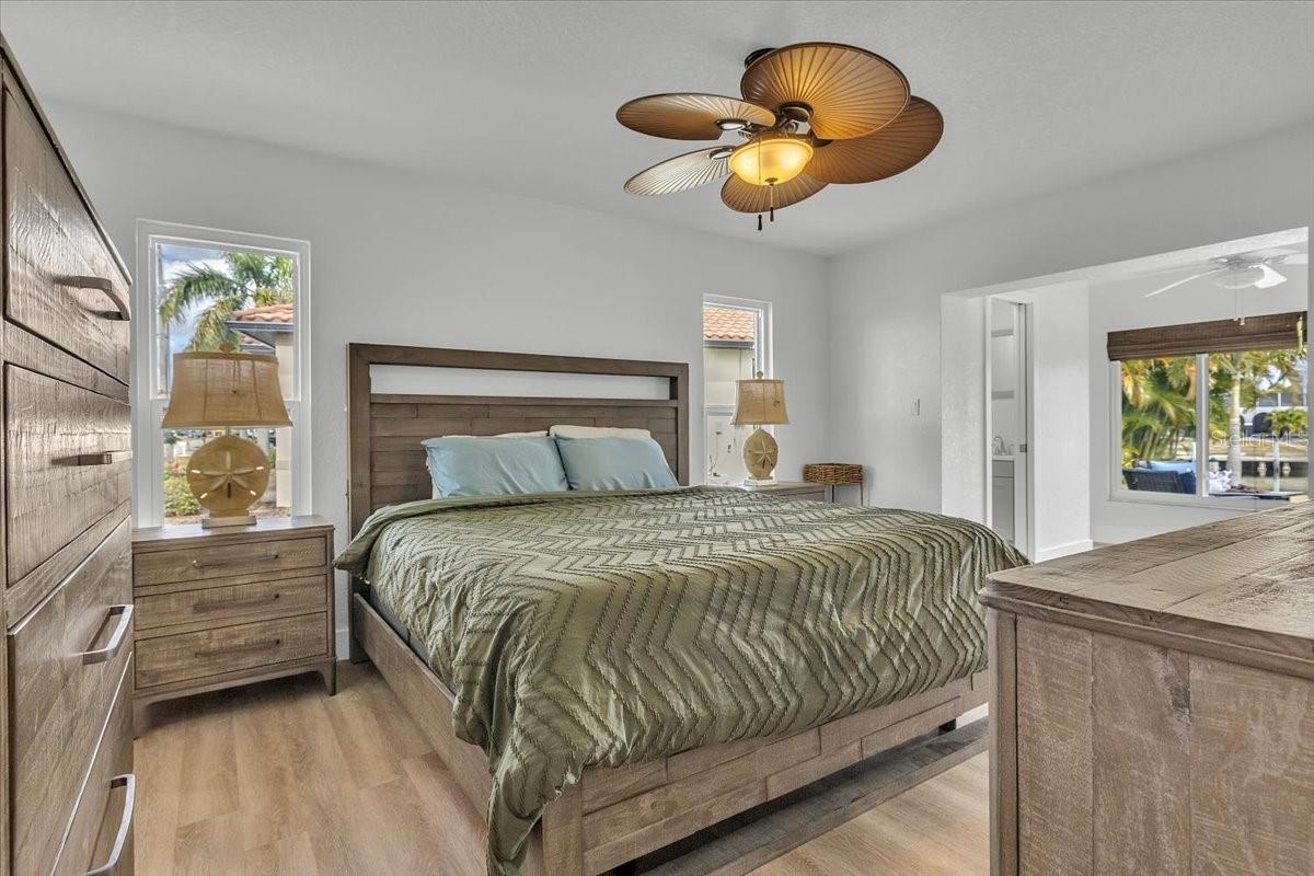 Image 14 of 48 For 840 Via Tunis