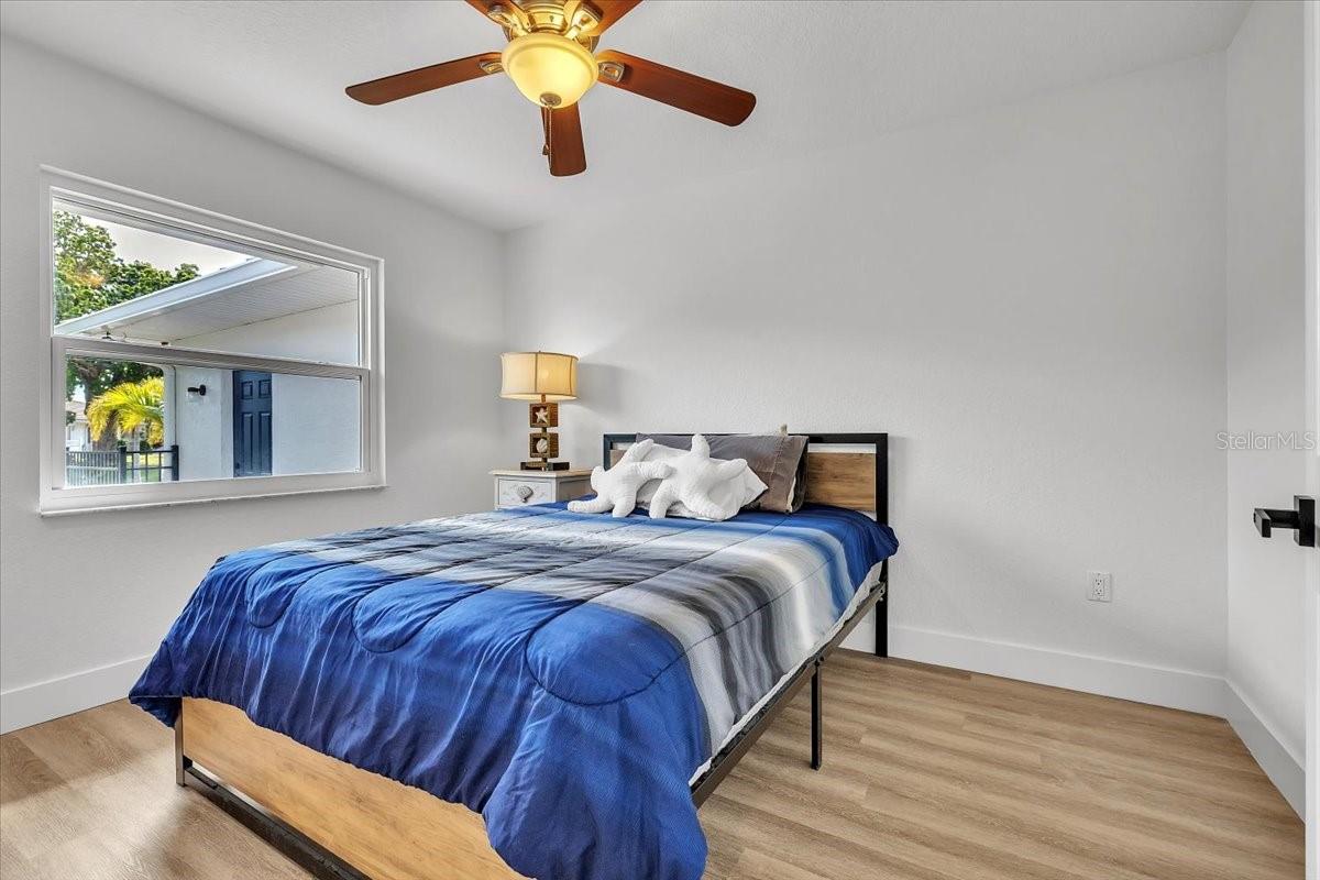 Image 22 of 48 For 840 Via Tunis