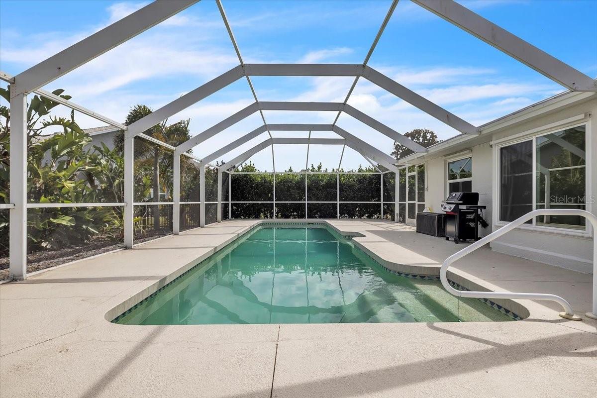 Image 31 of 48 For 840 Via Tunis