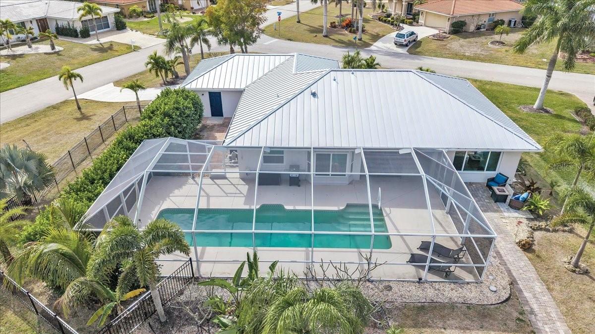 Image 35 of 48 For 840 Via Tunis