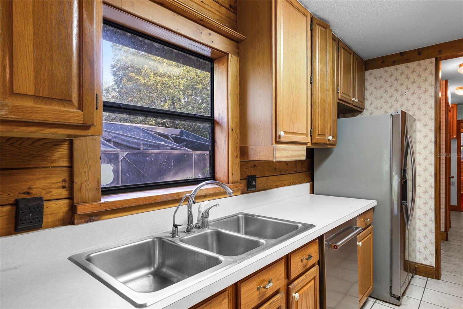 Image 11 of 30 For 4703 Meadowland Drive