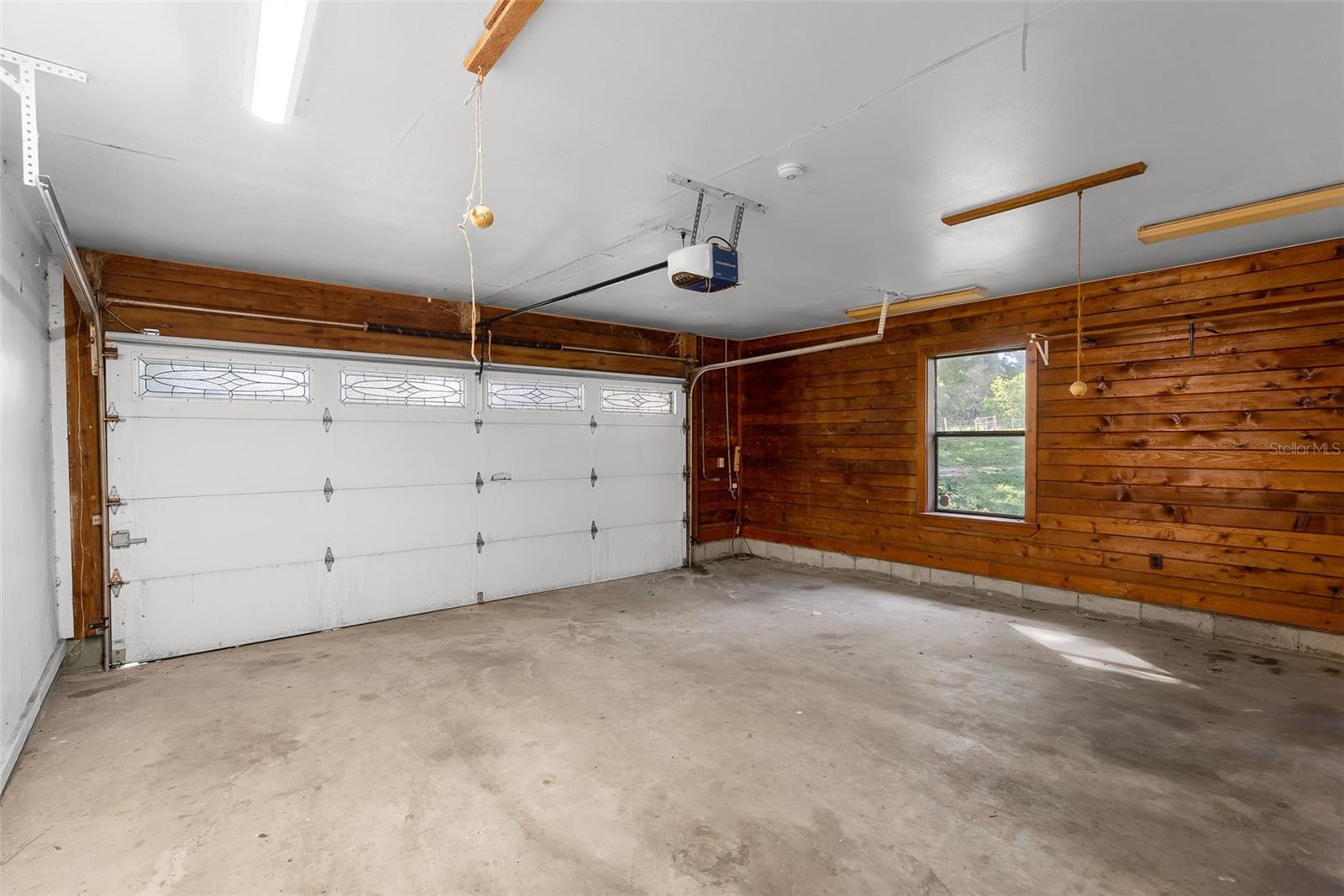 Image 21 of 30 For 4703 Meadowland Drive