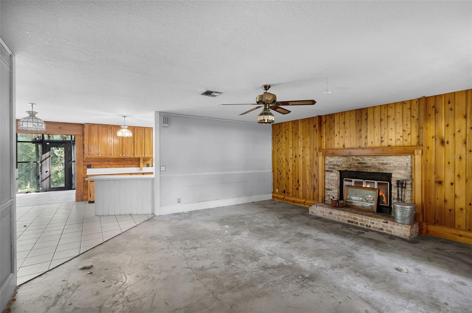 Image 5 of 30 For 4703 Meadowland Drive