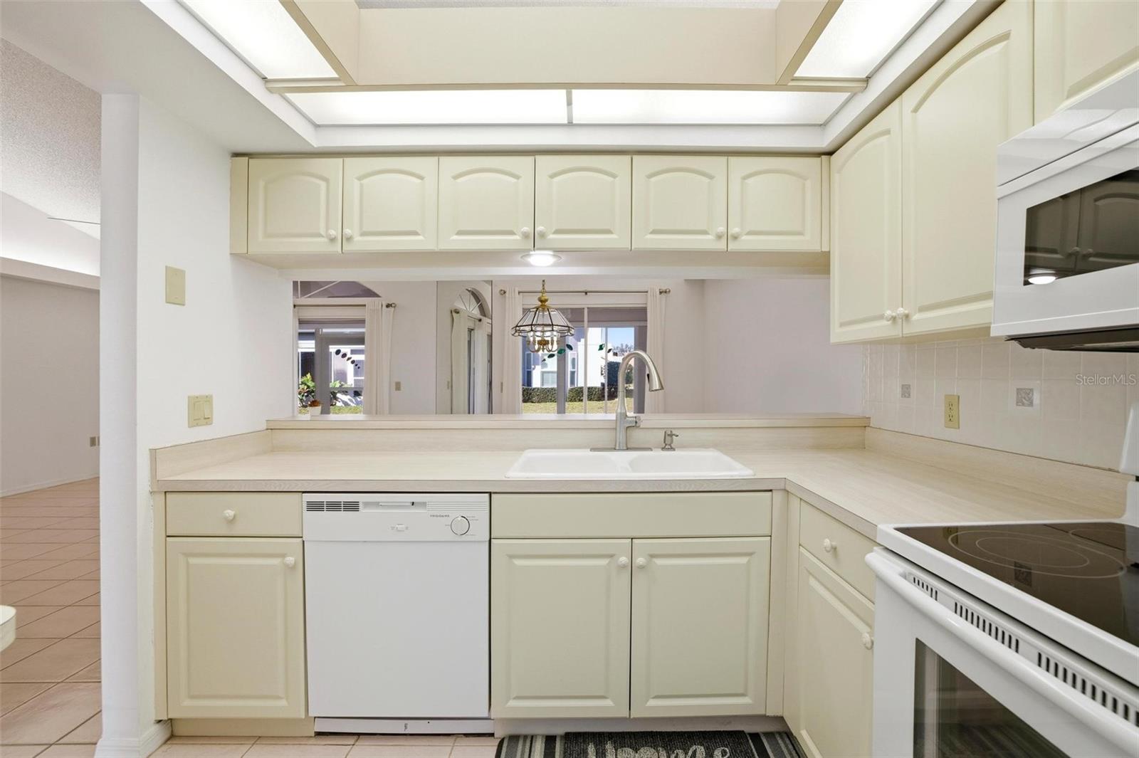 Image 16 of 47 For 4132 Salernes Avenue 3095