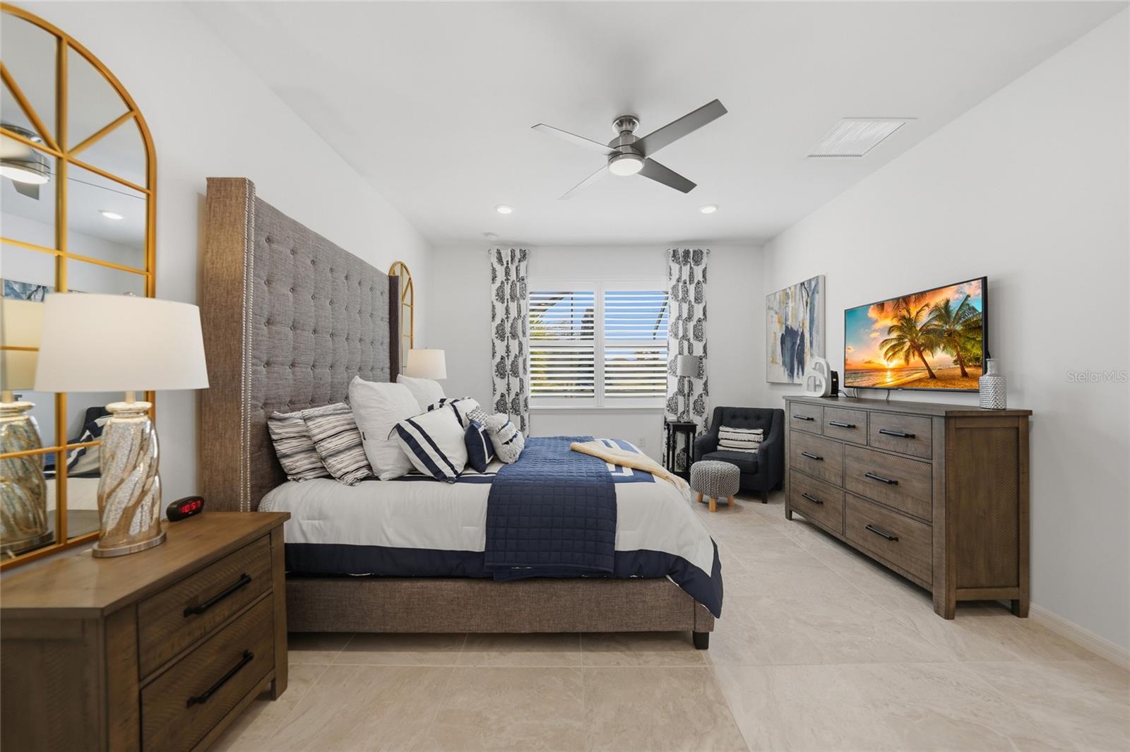 Image 16 of 60 For 13351 Esposito Street