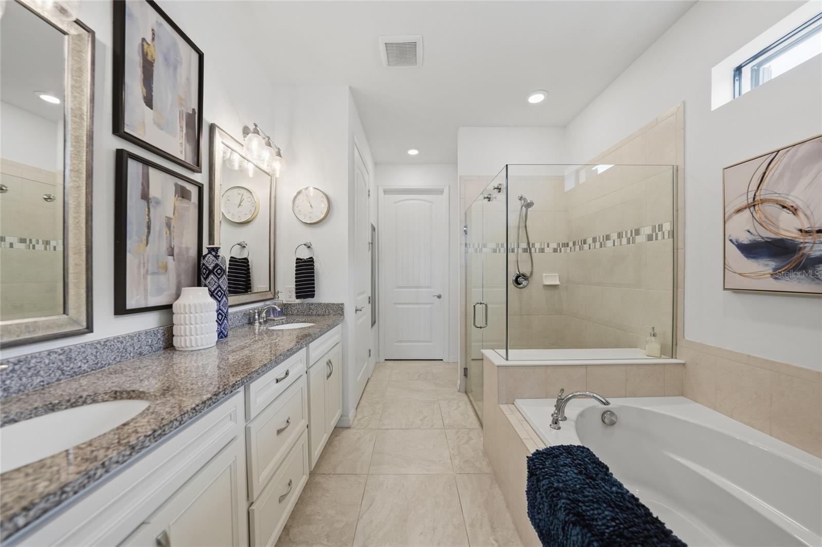 Image 17 of 60 For 13351 Esposito Street