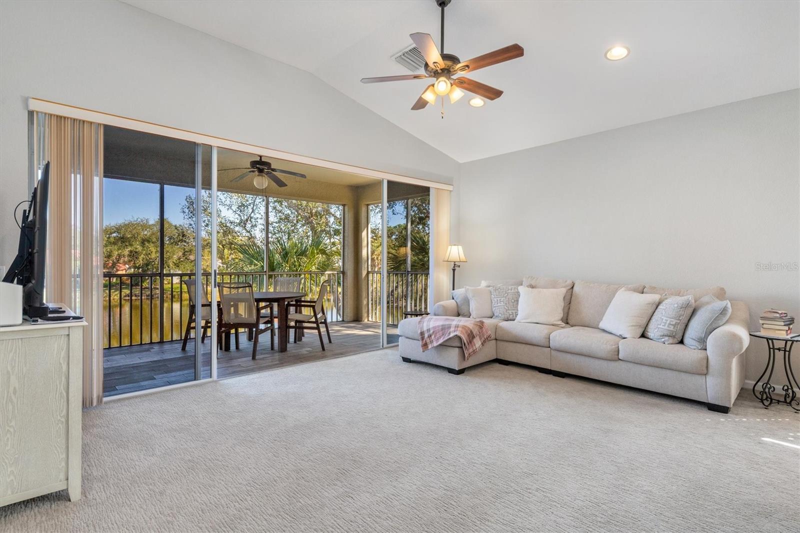 Image 15 of 52 For 3322 Grand Vista Court 203