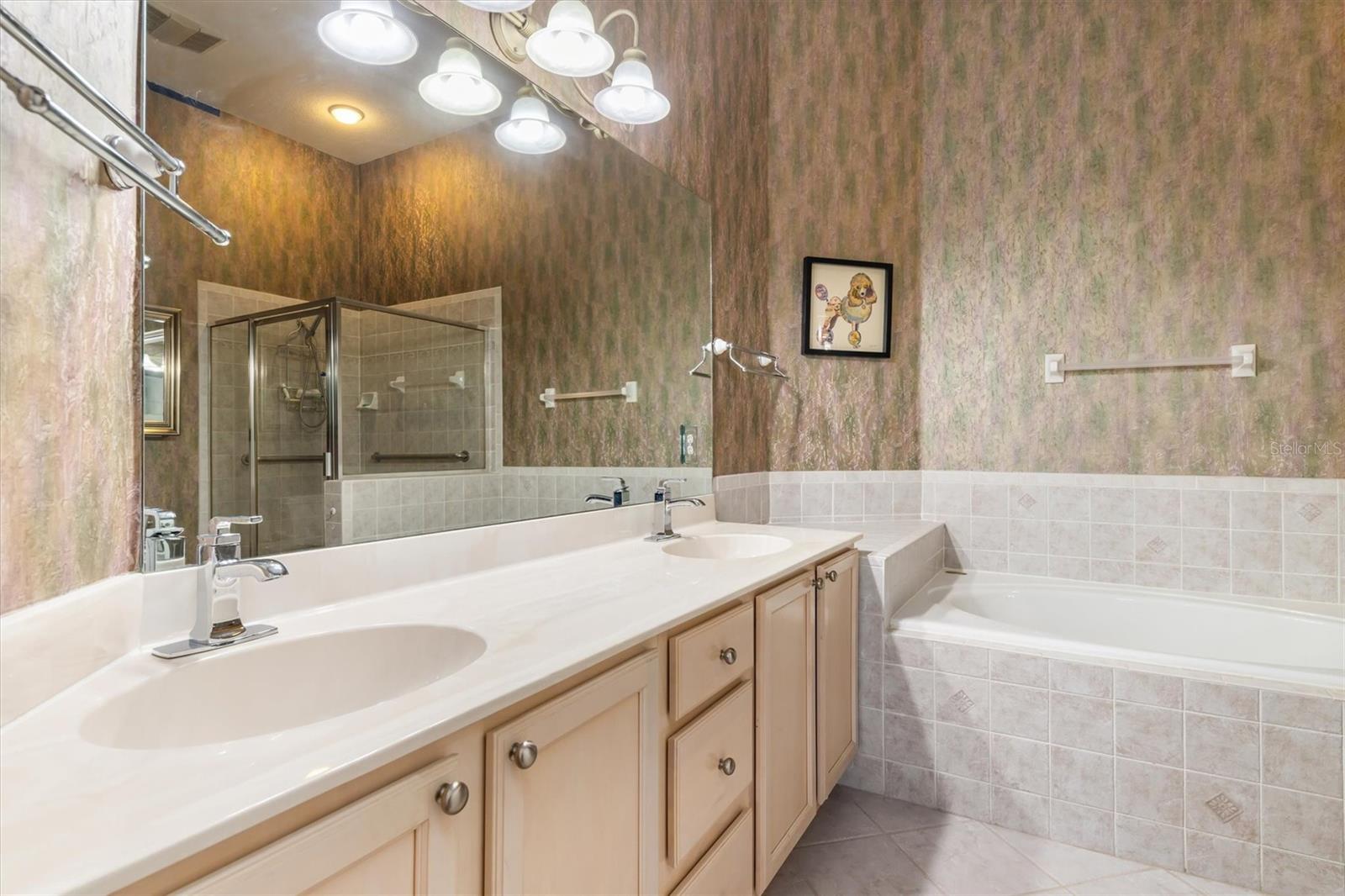 Image 25 of 52 For 3322 Grand Vista Court 203