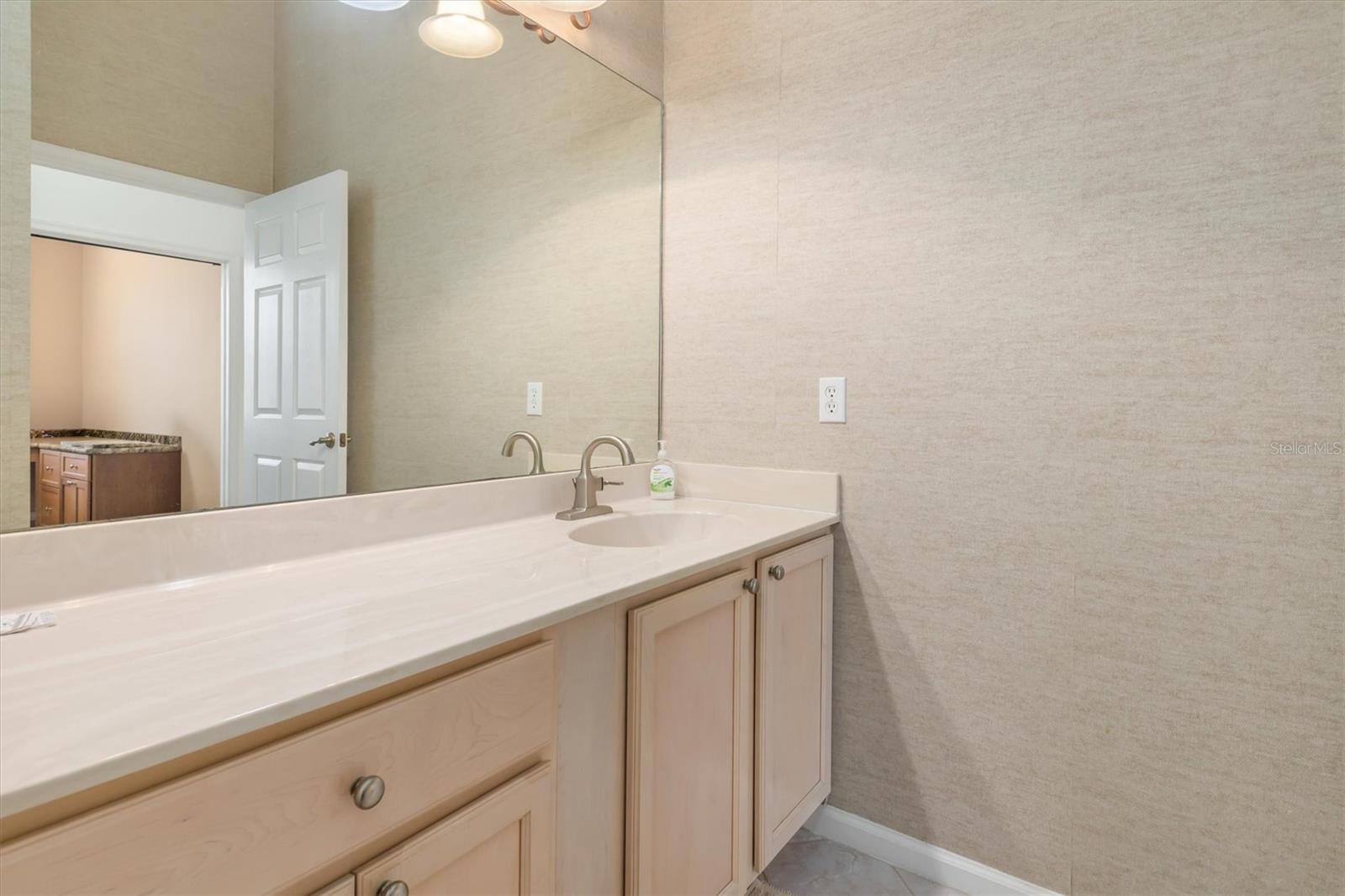 Image 32 of 52 For 3322 Grand Vista Court 203