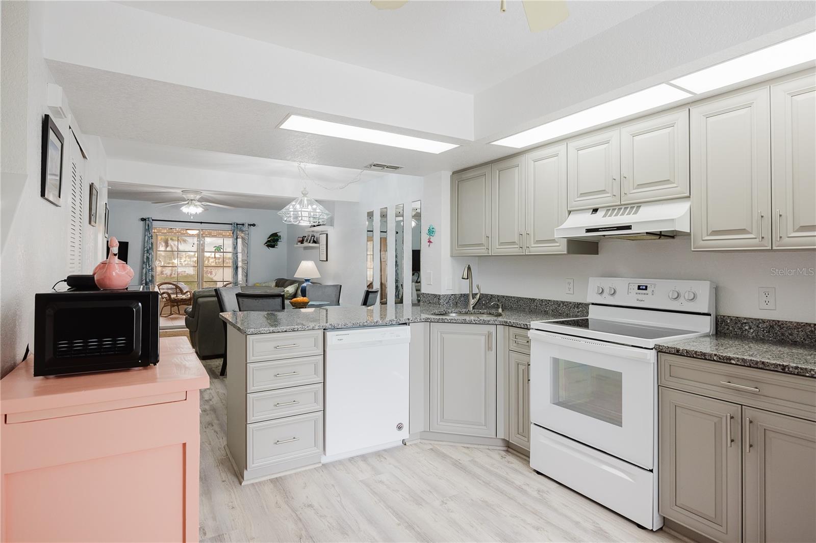 Image 8 of 33 For 26282 Rampart Boulevard 204