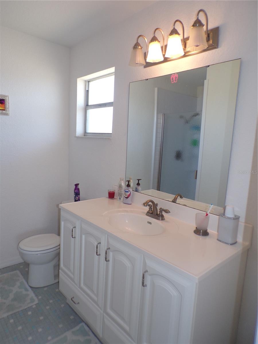 Image 16 of 32 For 27097 Omni Lane