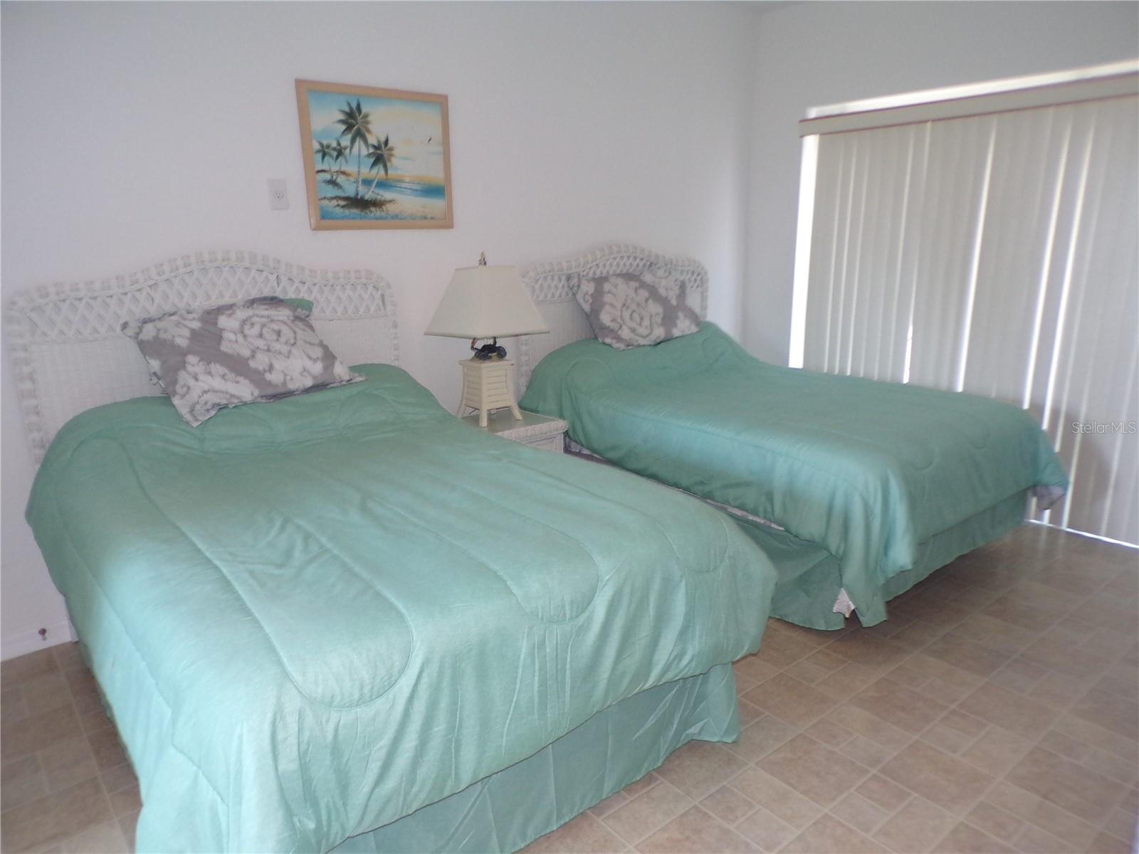 Image 20 of 32 For 27097 Omni Lane