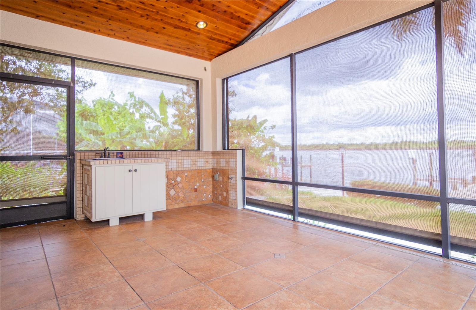 Image 15 of 63 For 3656 Peace River Drive