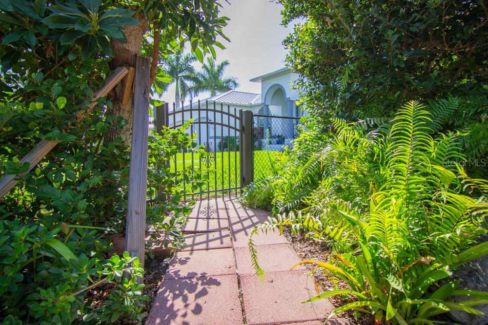 Image 53 of 63 For 3656 Peace River Drive