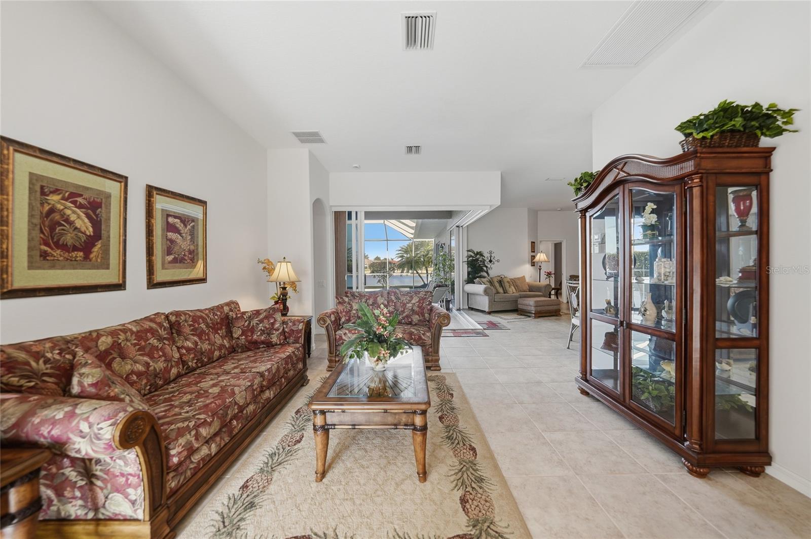 Image 9 of 33 For 1923 Coconut Palm Circle