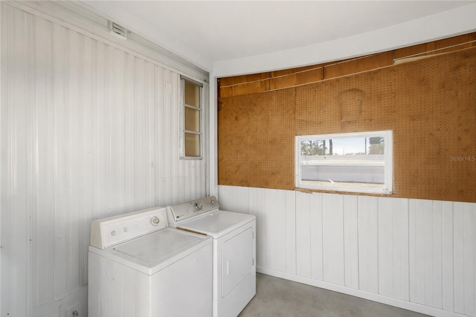 Image 10 of 29 For 3 Mockingbird  A3