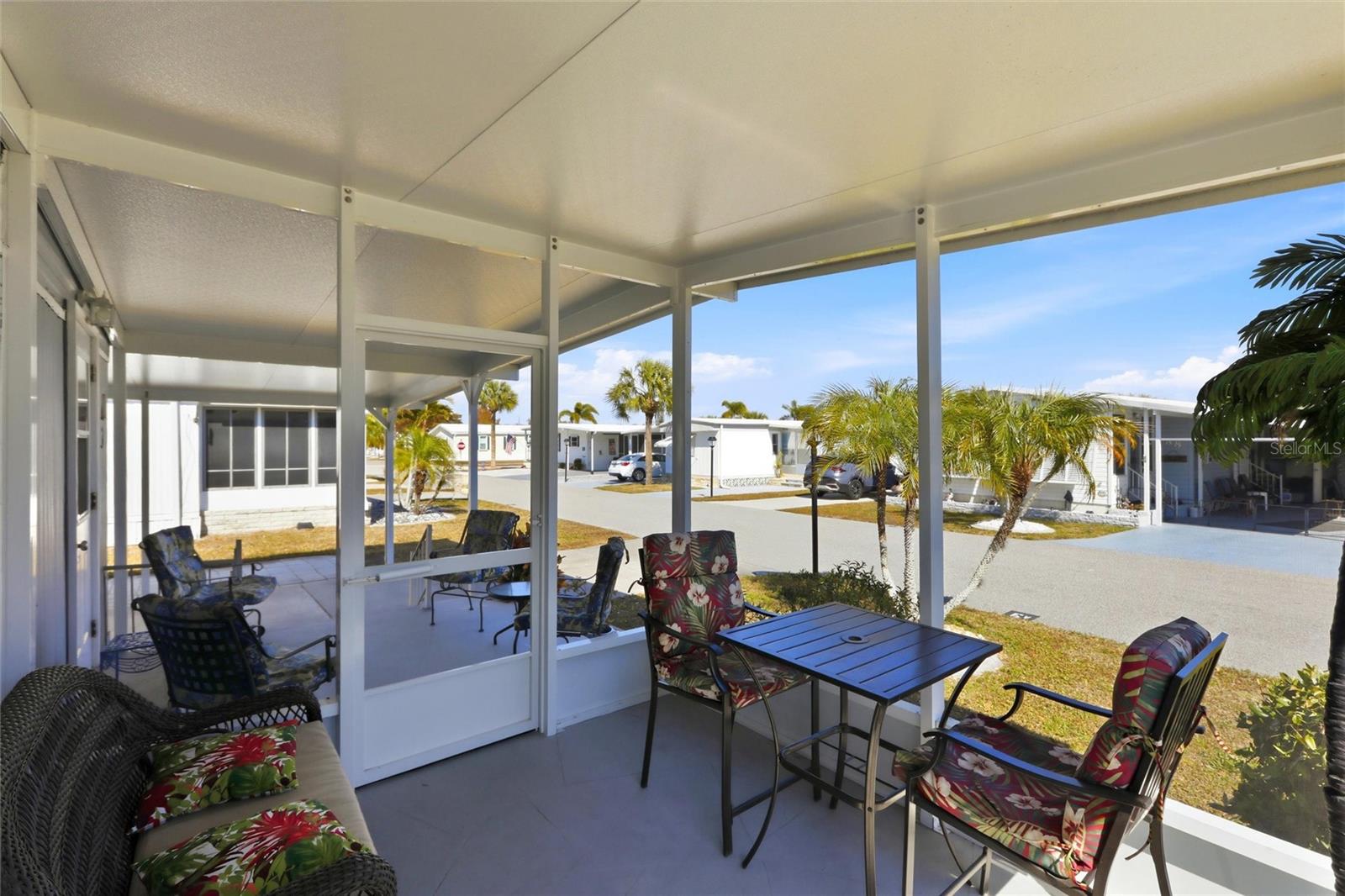 Image 13 of 29 For 3 Mockingbird  A3