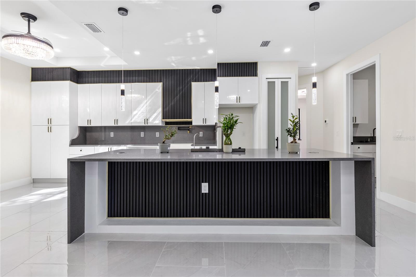 Image 14 of 43 For 26049 Cuneo Road