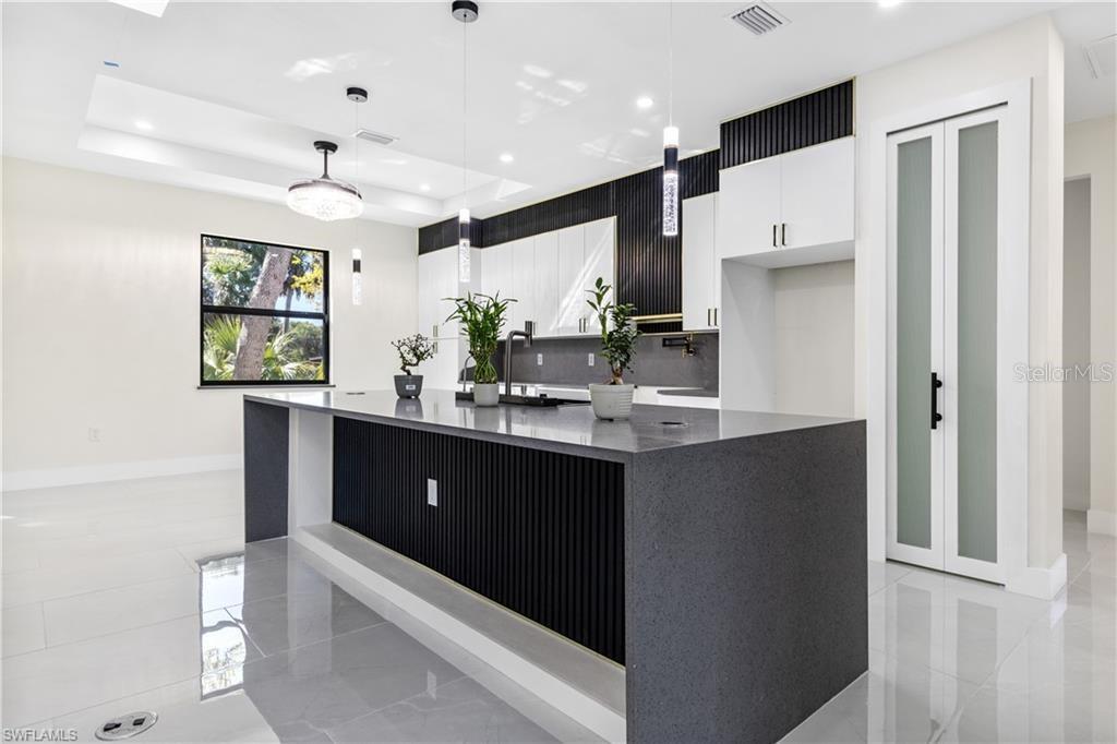 Image 16 of 43 For 26049 Cuneo Road