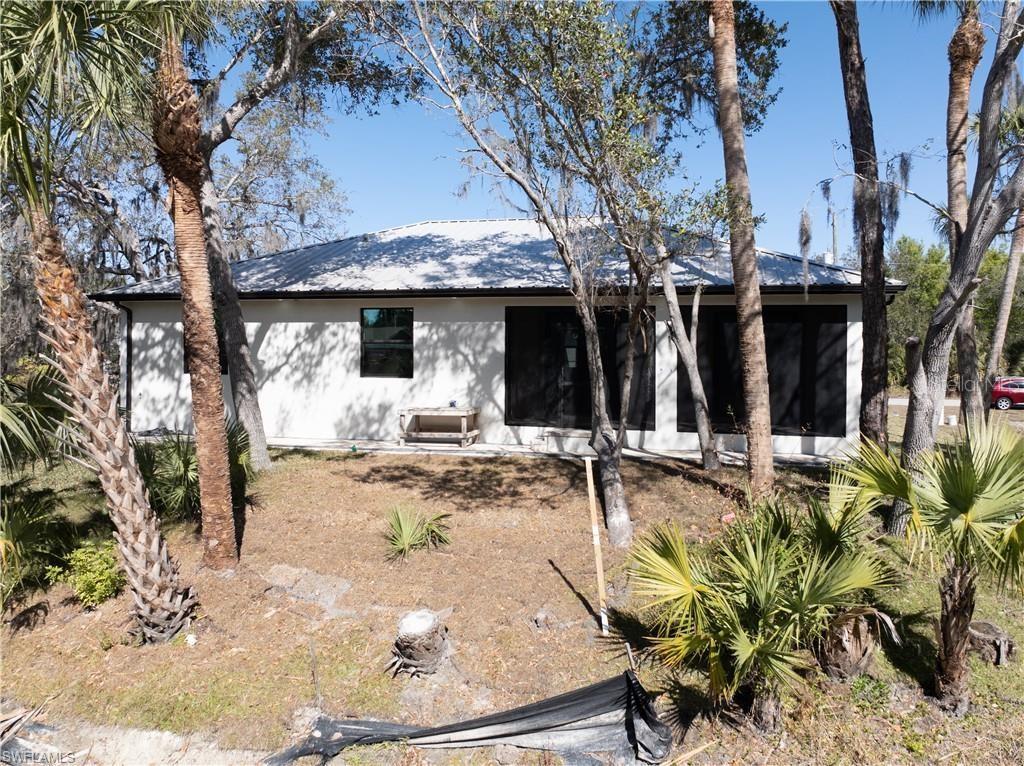 Image 37 of 43 For 26049 Cuneo Road