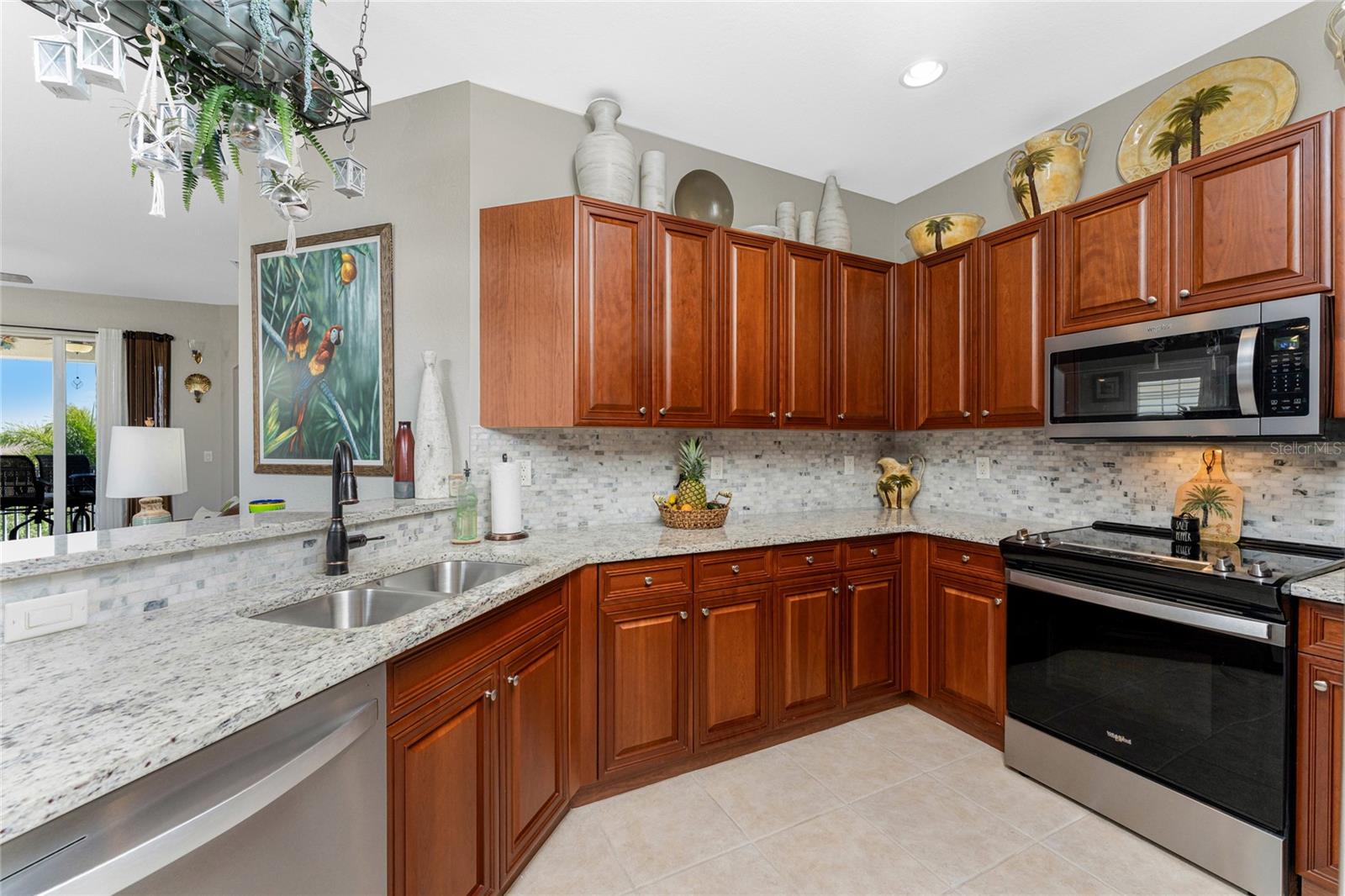 Image 10 of 52 For 17094 Acapulco Road 321