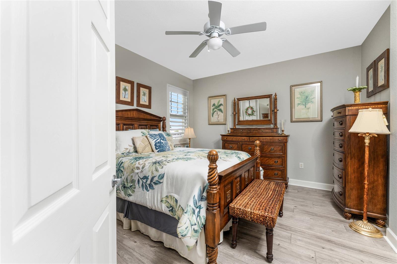 Image 23 of 52 For 17094 Acapulco Road 321