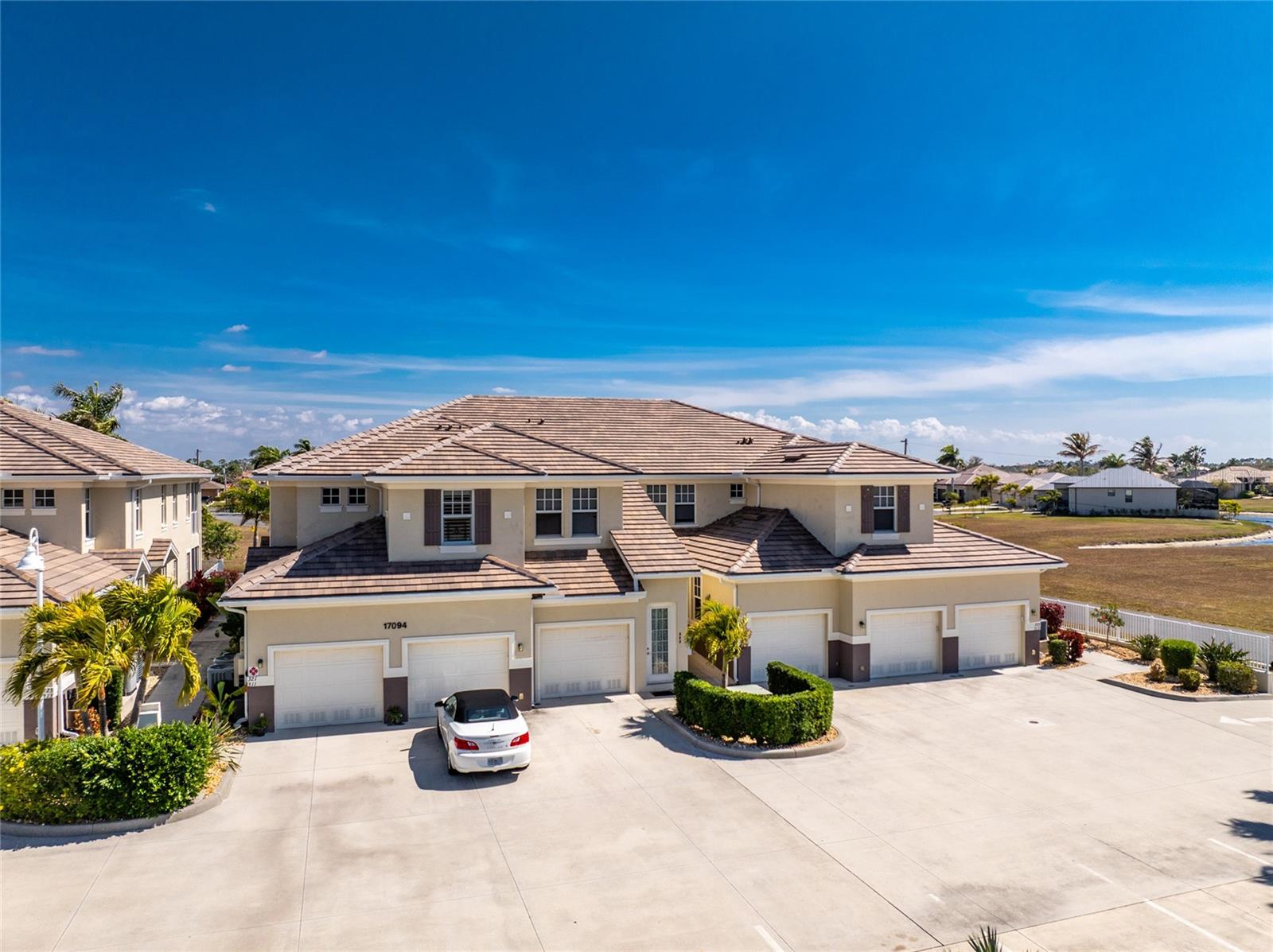 Image 3 of 52 For 17094 Acapulco Road 321