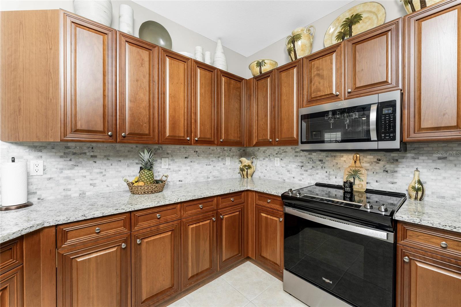 Image 7 of 52 For 17094 Acapulco Road 321