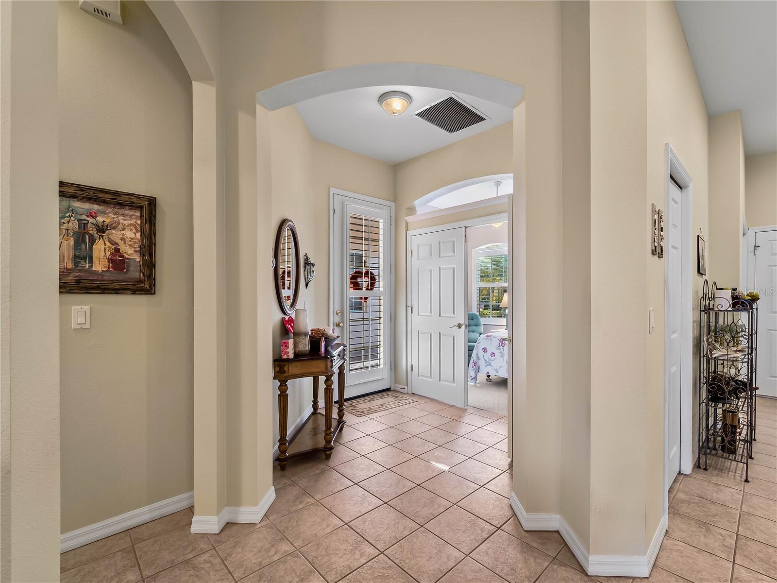 Image 14 of 72 For 2155 Lynx Run