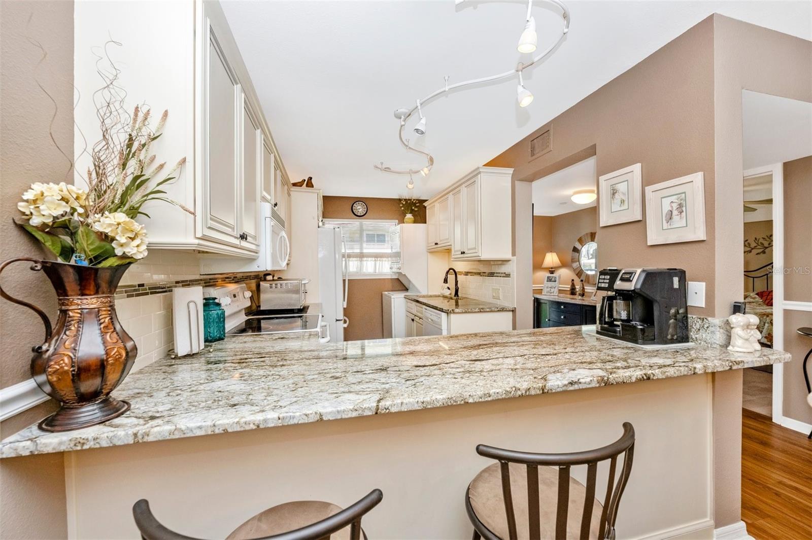 Image 5 of 21 For 150 Harborside Avenue 129