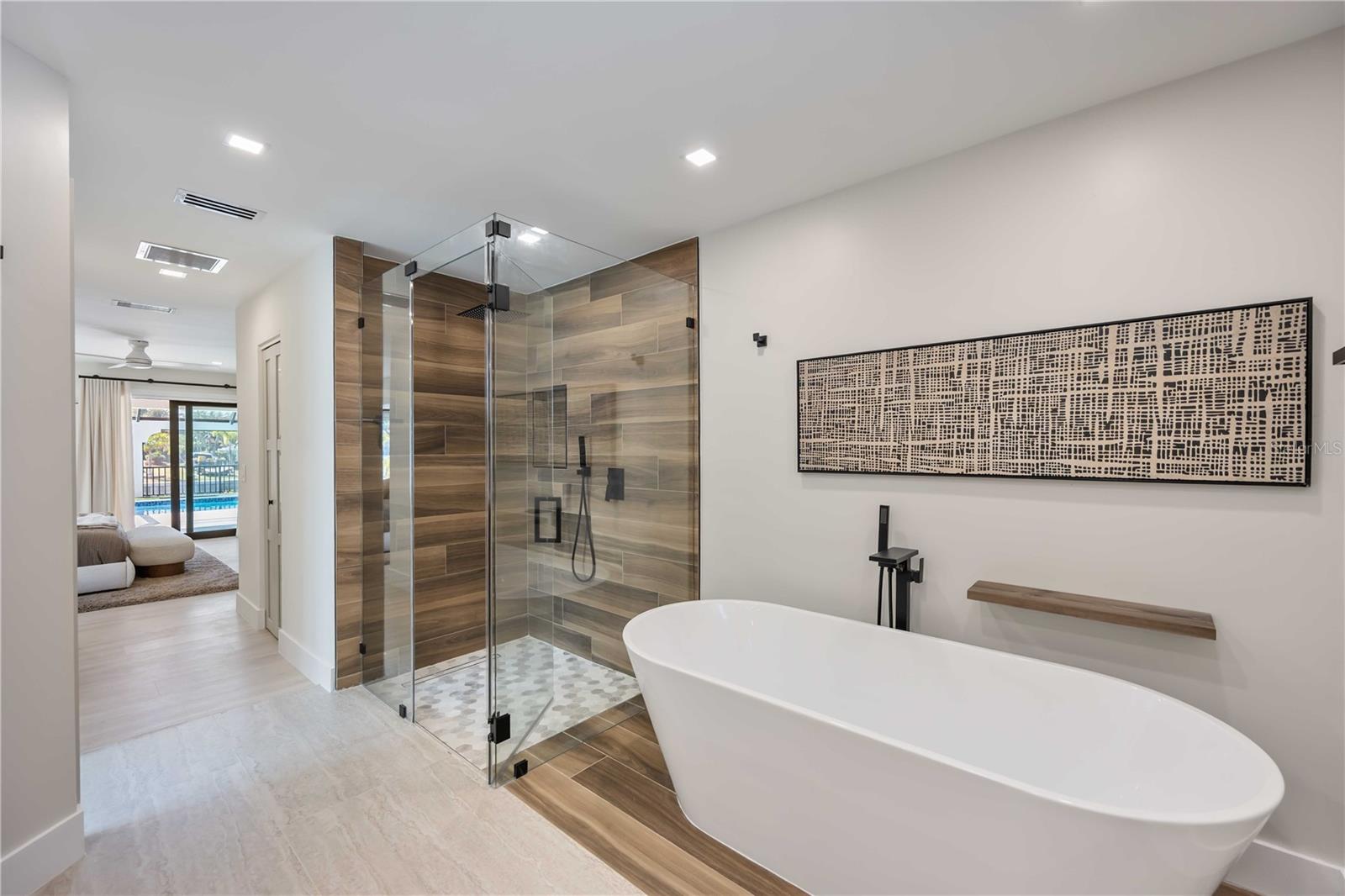 Listing photo id 24 for 105 Sinclair Street Se