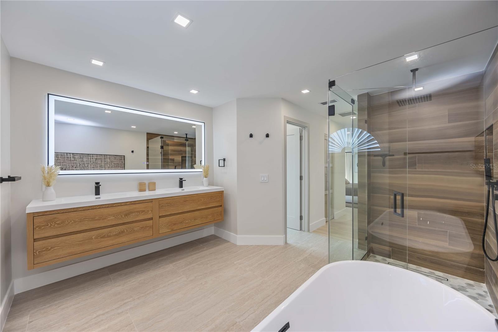 Listing photo id 25 for 105 Sinclair Street Se