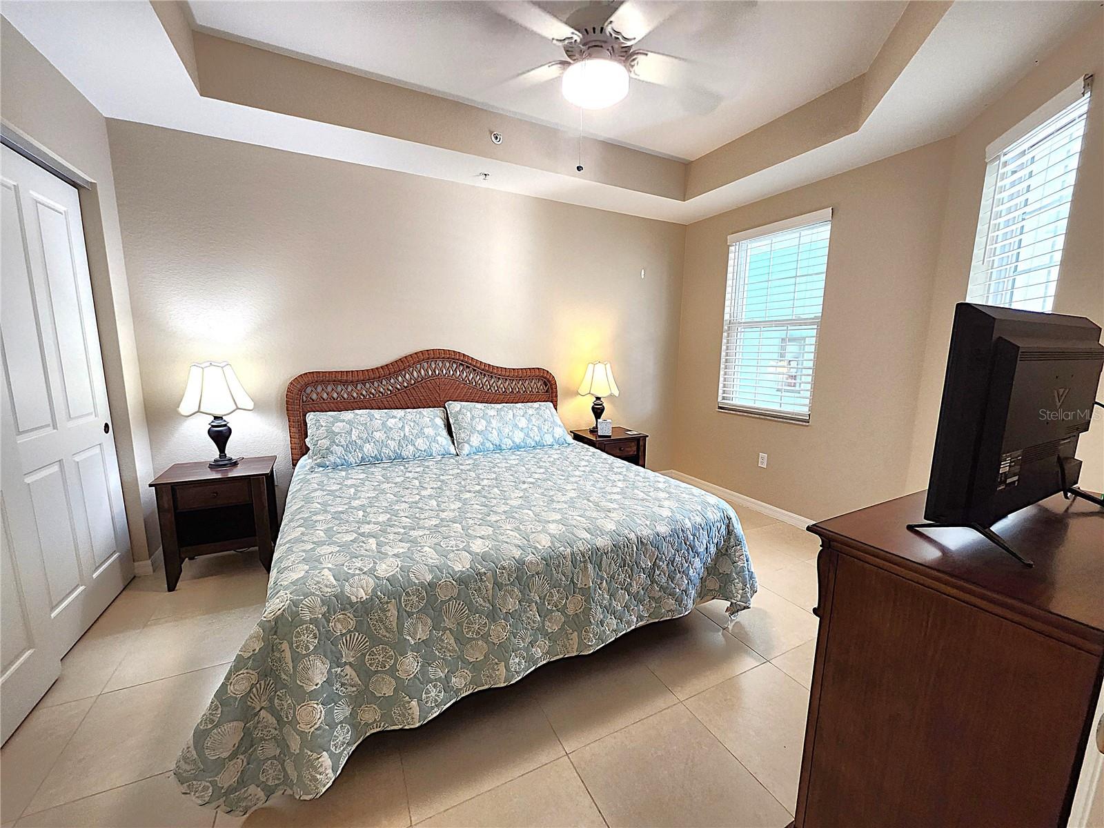 Image 13 of 70 For 5127 Melbourne Street F103