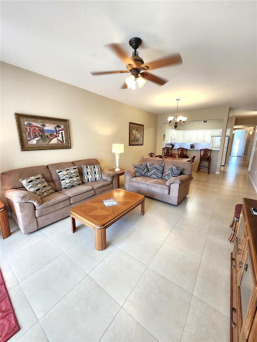 Image 34 of 70 For 5127 Melbourne Street F103