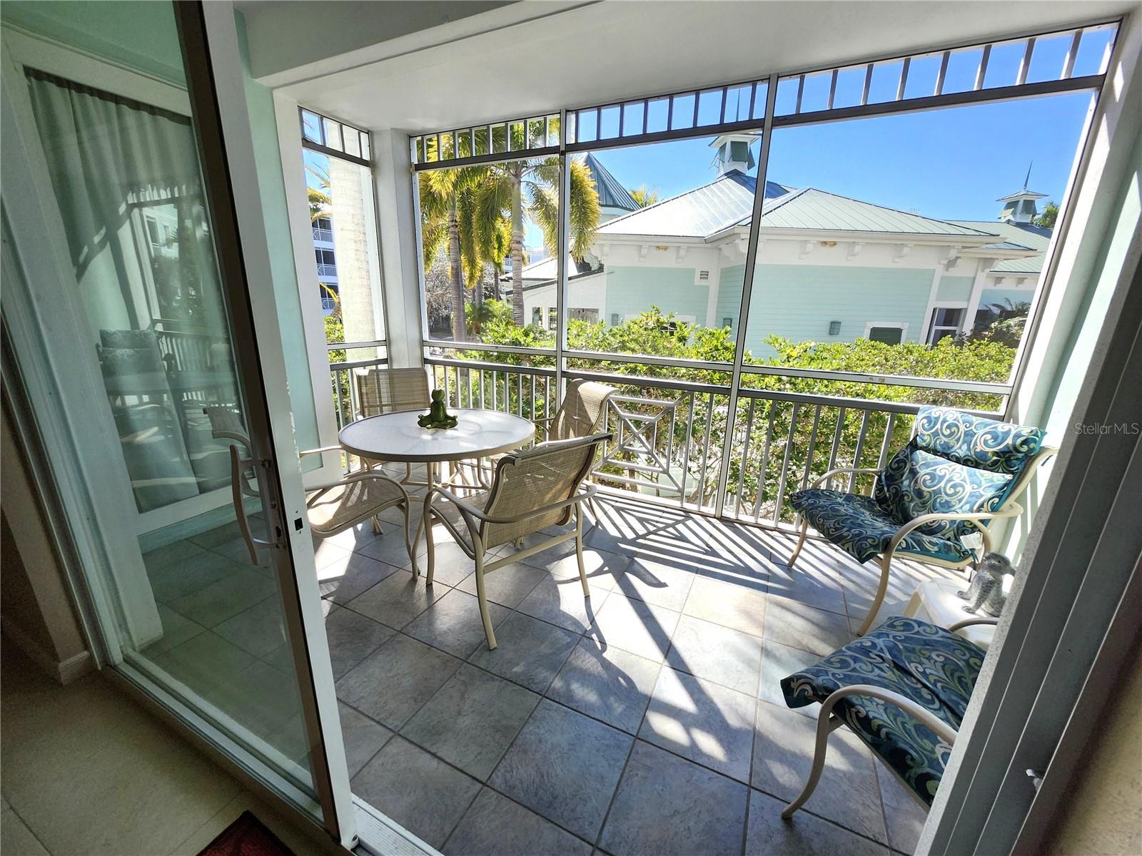 Image 47 of 70 For 5127 Melbourne Street F103