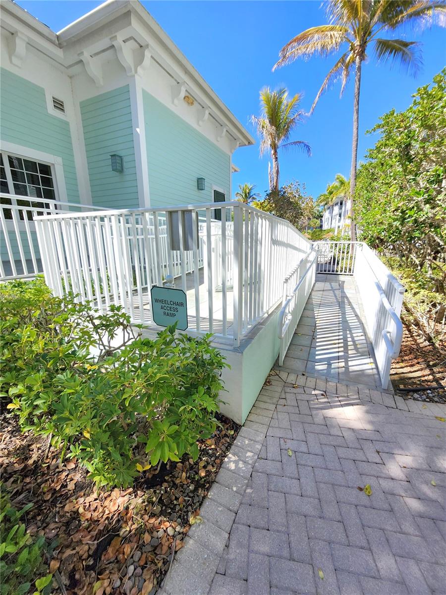 Image 59 of 70 For 5127 Melbourne Street F103