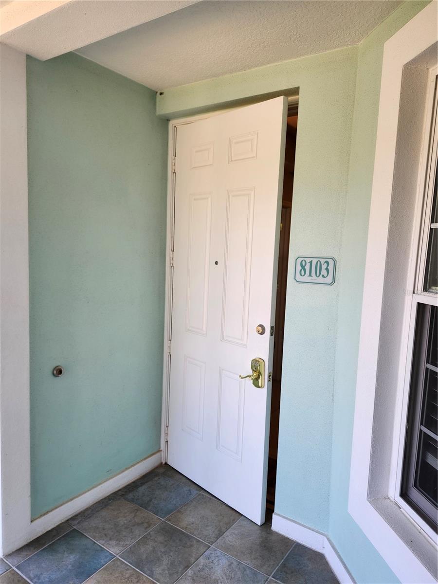 Image 6 of 70 For 5127 Melbourne Street F103