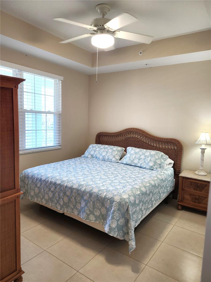 Image 8 of 70 For 5127 Melbourne Street F103